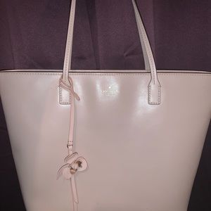 kate spade Bags - Kate spade tote kate spade Bags - Kate spade tote